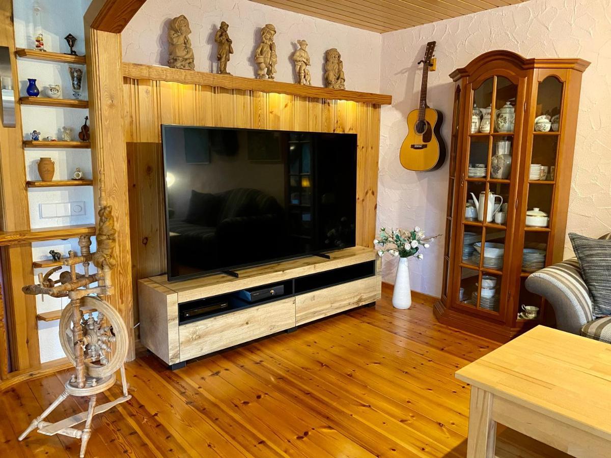 Ferienwohnung Zur Bierliebe - Mit Toller Aussicht Im Herzen Des Schwarzwaldes Hornberg Exterior photo